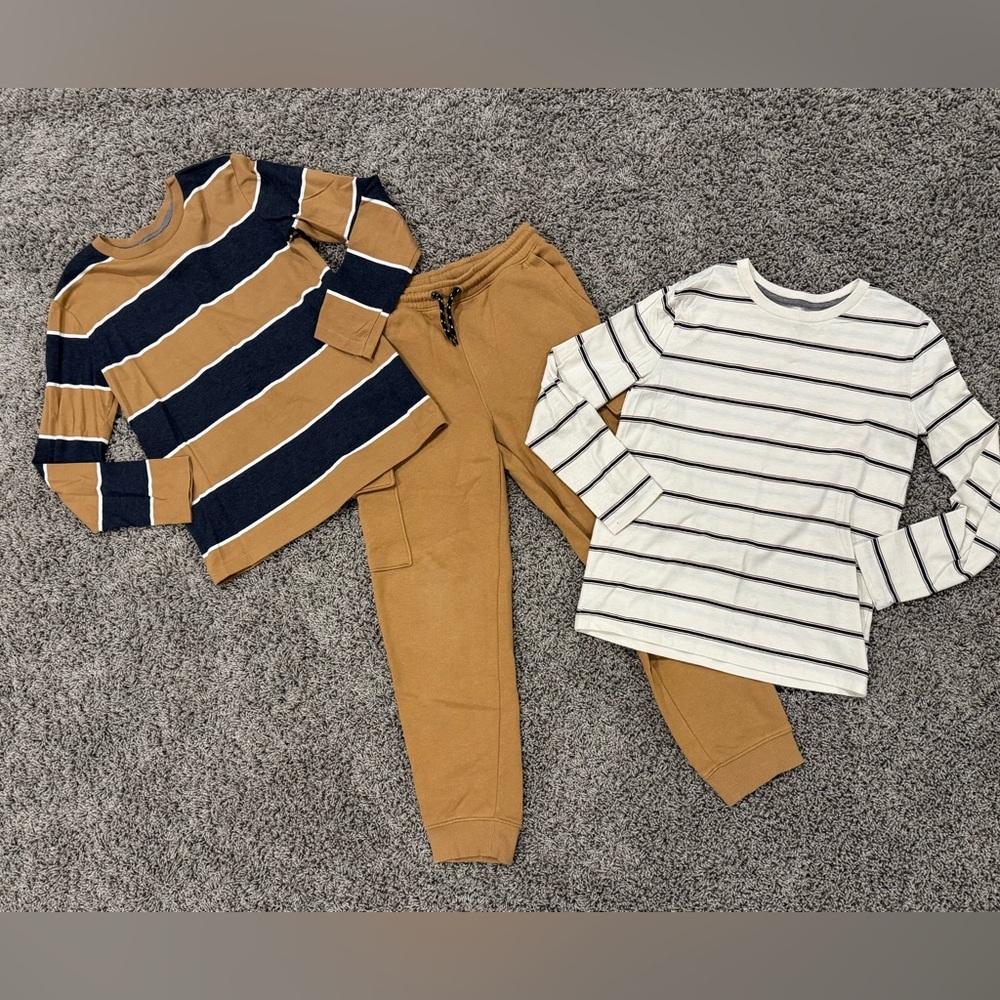 Old Navy boys bundle, tan cargo joggers, 2 long sleeve shirts, size Large 10-12